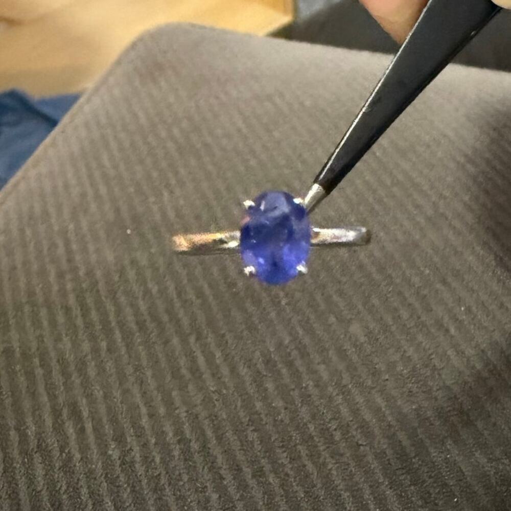 Stamped 925 Sterling Silver Natural Tanzanite Ring size 8 - Picture 7 of 10
